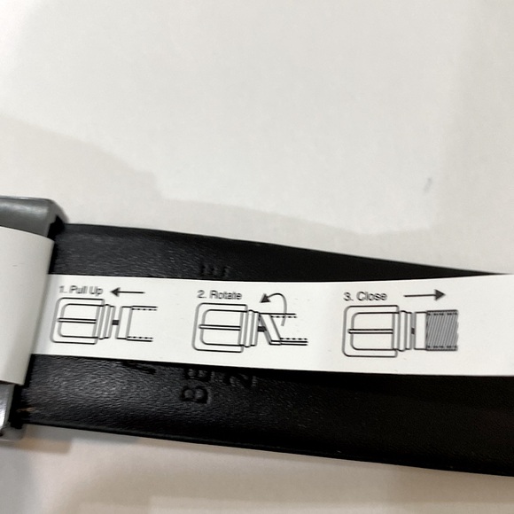 NWt Steve Madden Boy’s Reversible Belt- Size Small (22/24) - Picture 4 of 5